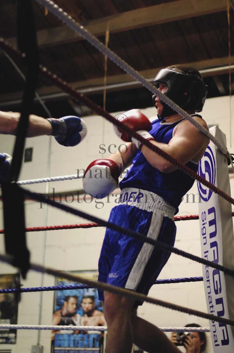 tttscgoldengloves35.jpg