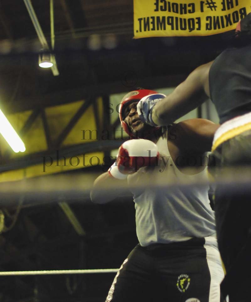 tttscgoldenglovesx25.jpg